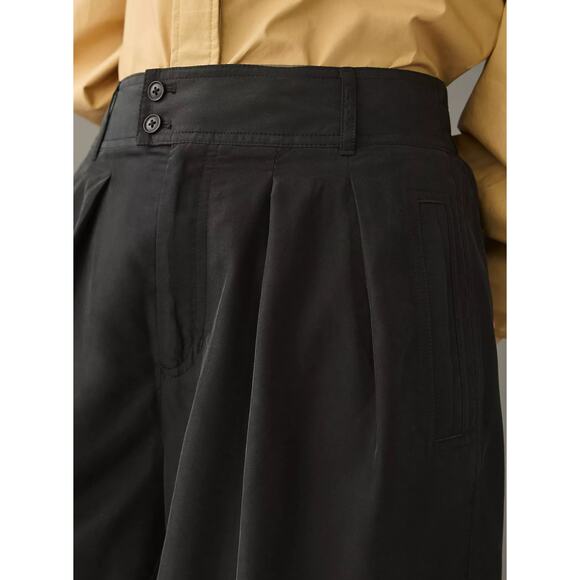 Anthropologie Pleated Long Length High‎ Rise Dress Black Shorts Size 2 - Picture 4 of 9